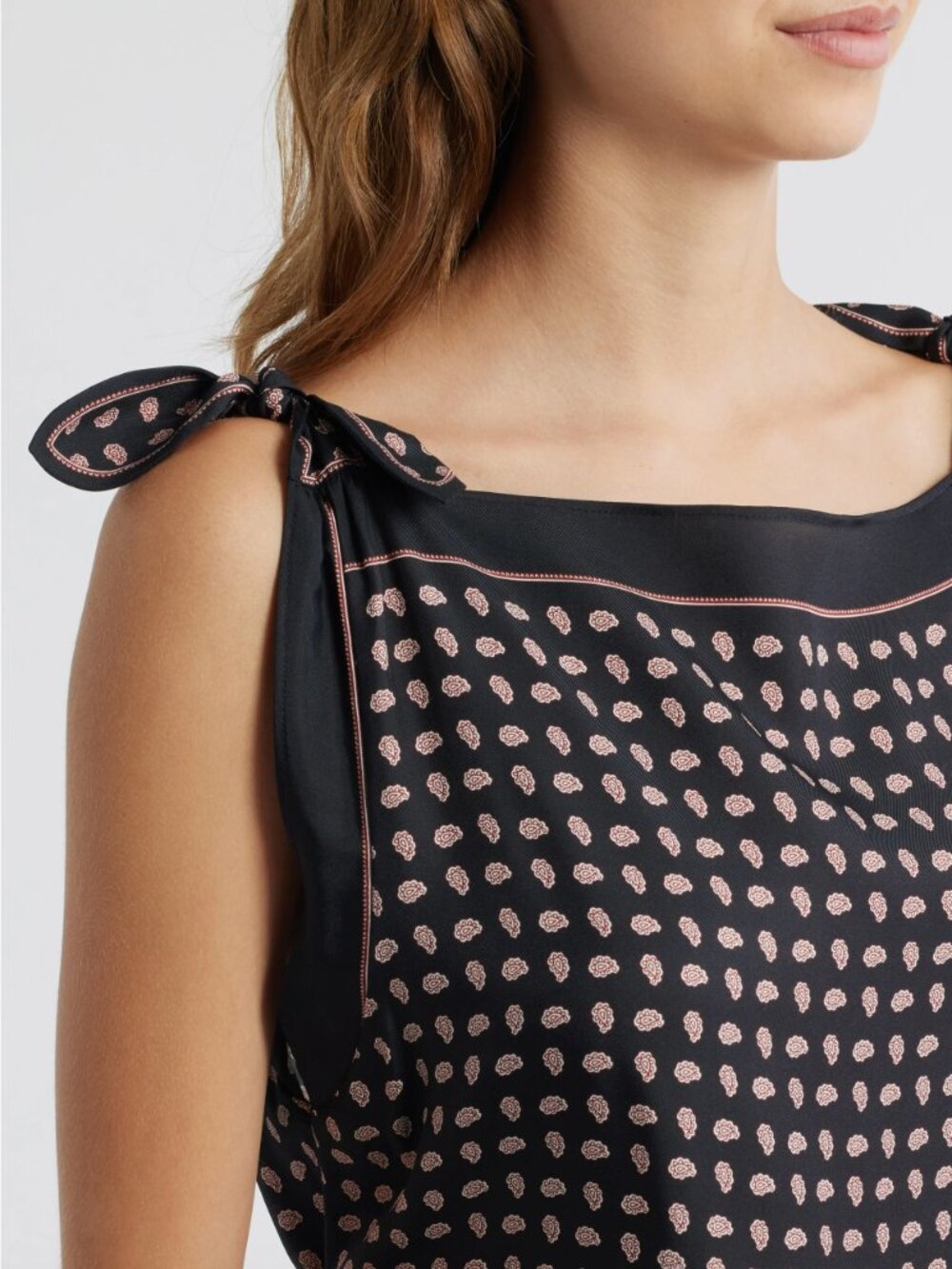 Doen Millane Dress - Cardinale Foulard - Picture 7 of 8